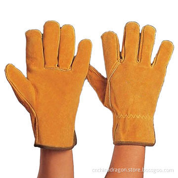 Driver glove, shirred elastic